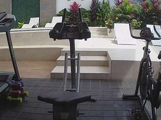 voyeurcam casa salsa gym bike